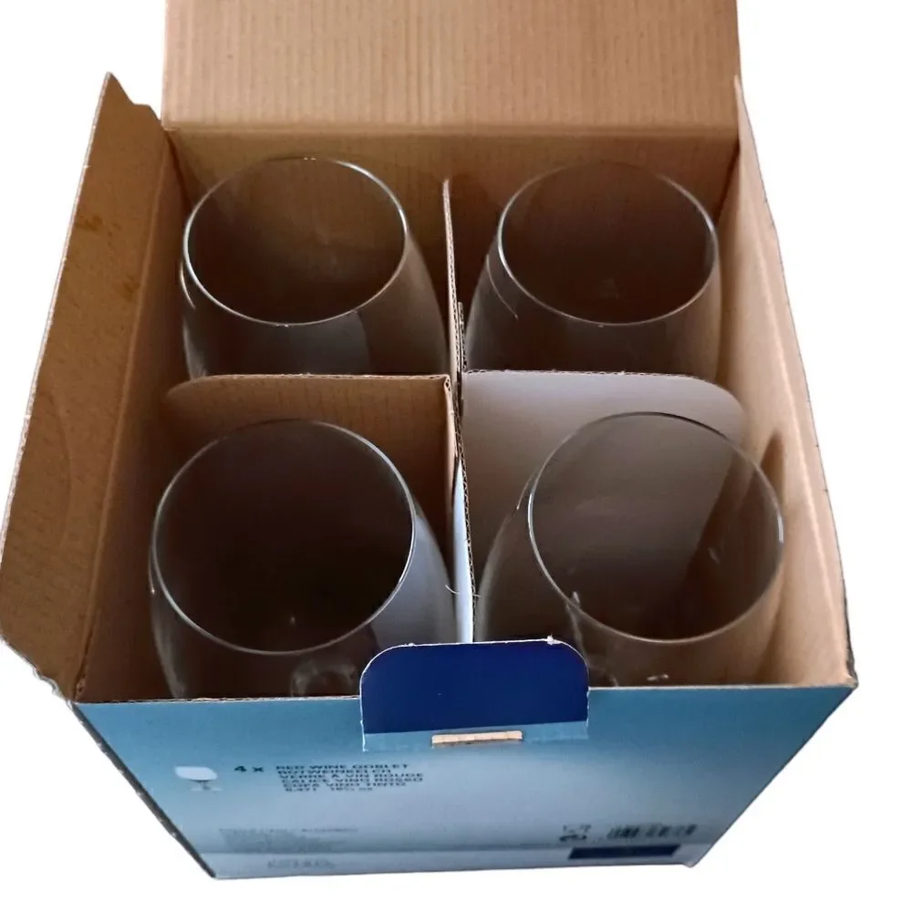 4 Villeroy & Boch Red Wine Glasses NEW Goblets Collection Entree‎ Crystal Clear
